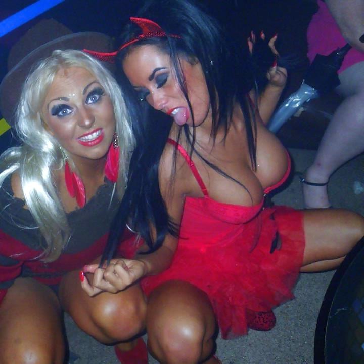 20P British uni chav slag for comments and degrading