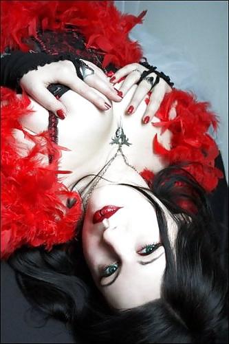 14P Teens in Gothic