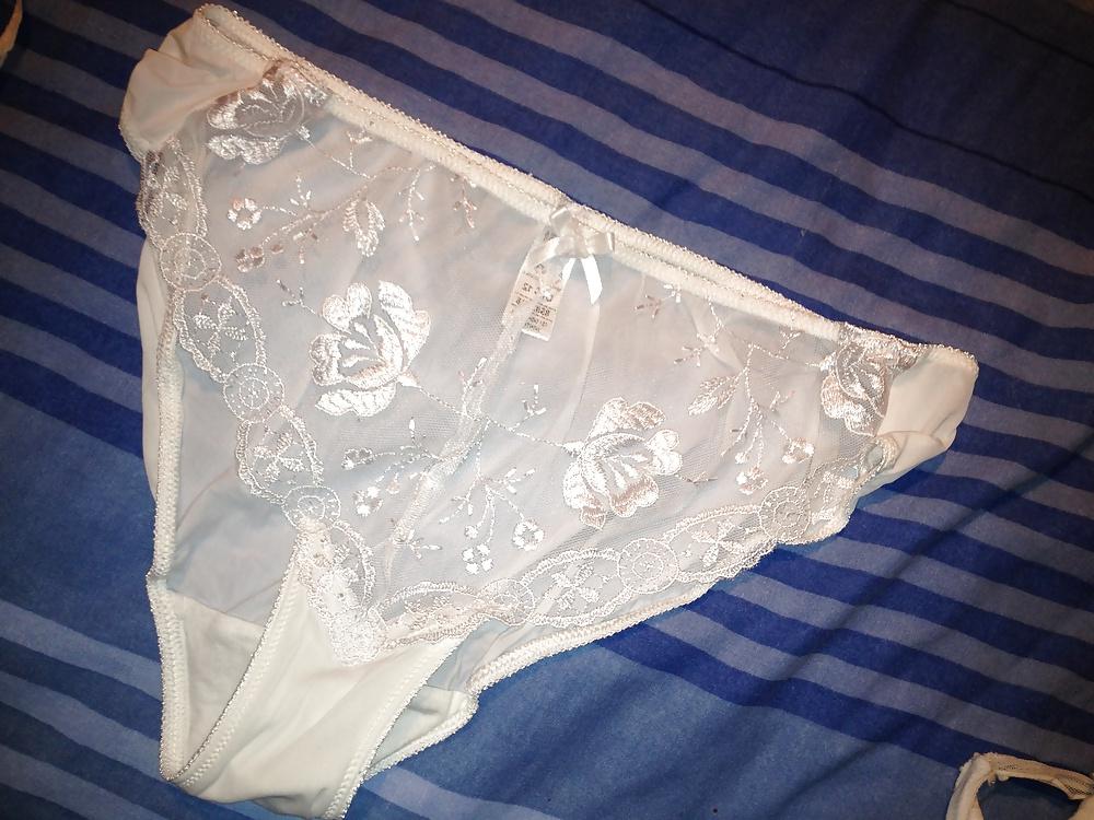 8P Black or white you decide 