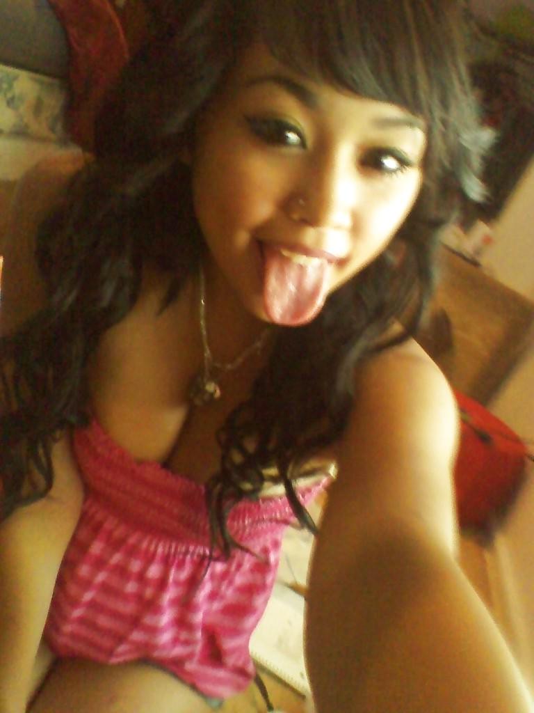 25P ASIAN IMAGES GIRLS - NO PORN