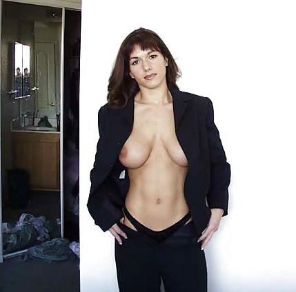 25P Muscle girls - dark hair