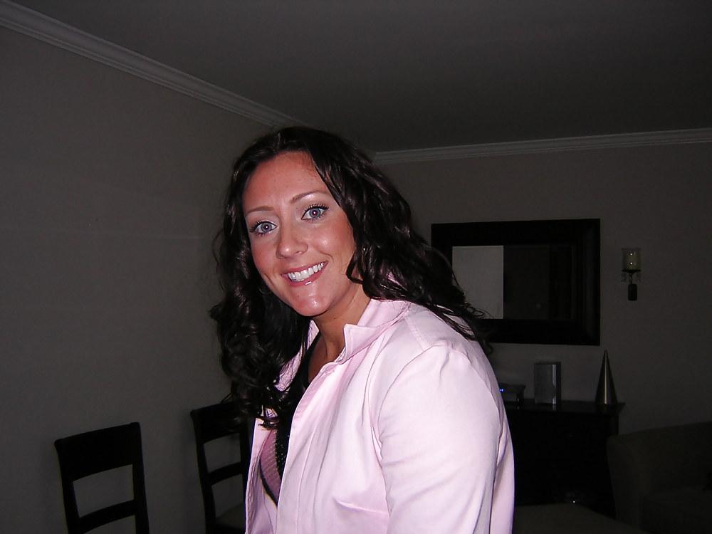 21P Gorgeous MILF Danielle (non nude)