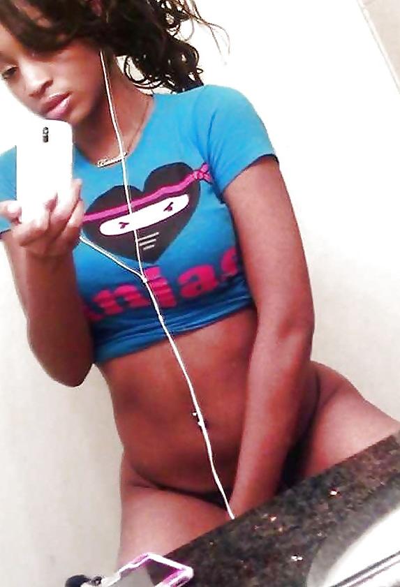 25P Amateur Black Girls 2