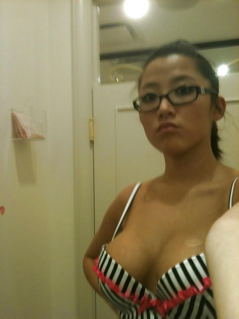 13P Busty-Asian-Girl