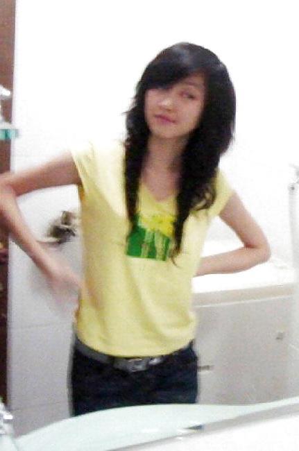 15P The Beauty of Amateur Self Pic Asian Teens