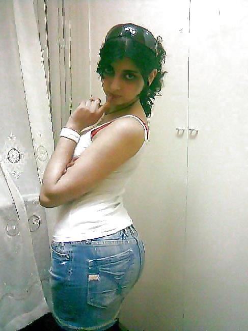 18P ARAB-TURKISH HOT ASS