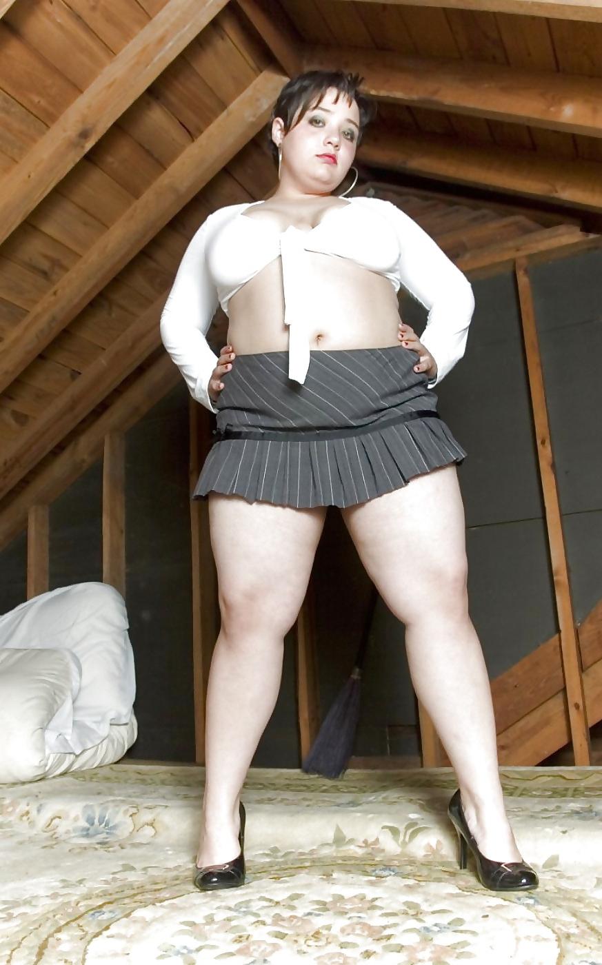 25P SEXY & SENSUAL BBW's-(GROWN & SEXY-IV)