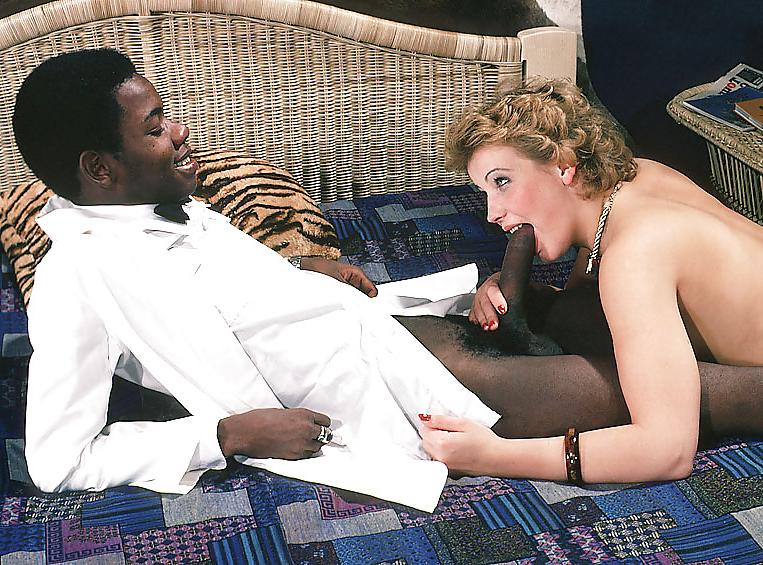 17P Hot blonde enjoying both white and dark meat