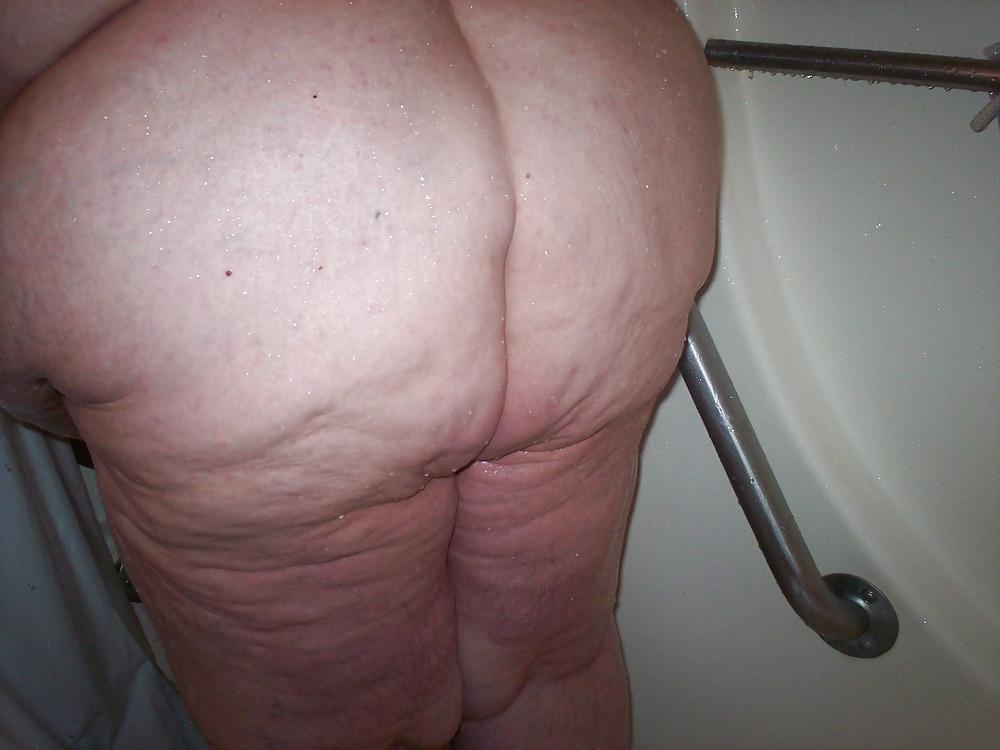 8P Me in shower pics