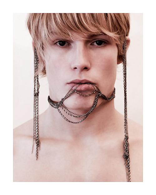 23P Harry....Gorgeous Model