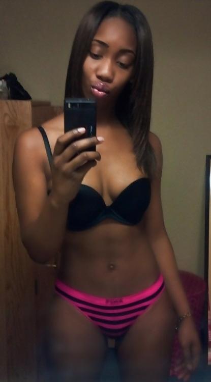 25P Amateur Black Girls 17