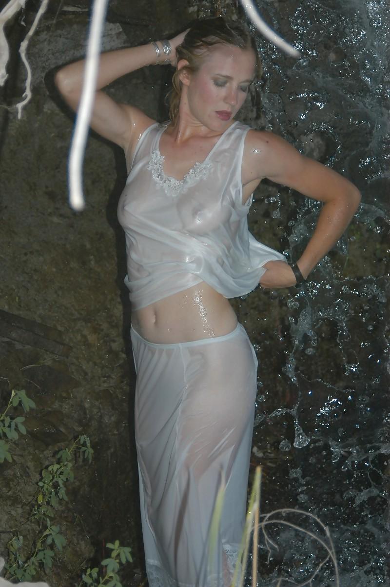25P Wet Satin Slip & Camisole