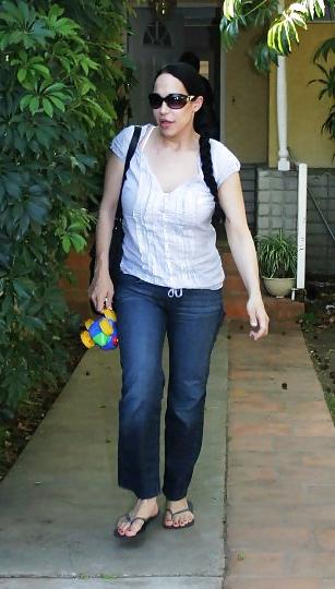 25P Nadya Suleman's ass, lips, tits and FEET!