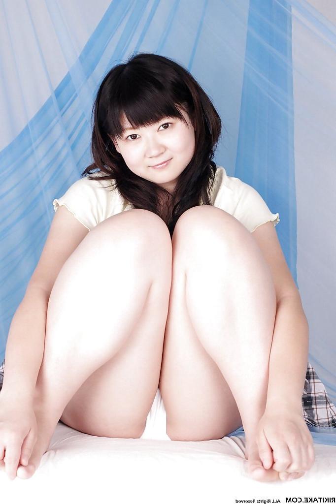 25P Japanese white BBW