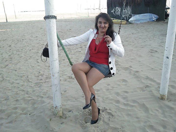 6P Ugly Mature Slut