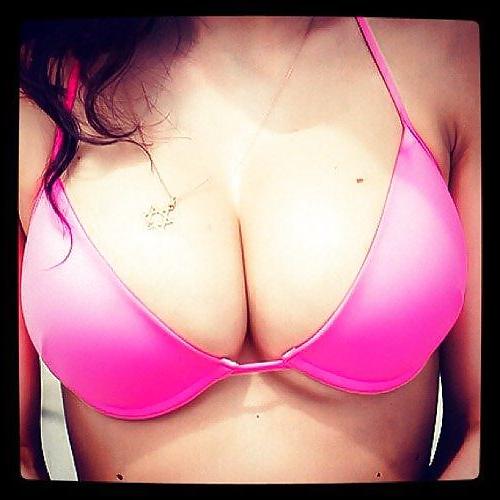 25P Cleavage Is Awesome