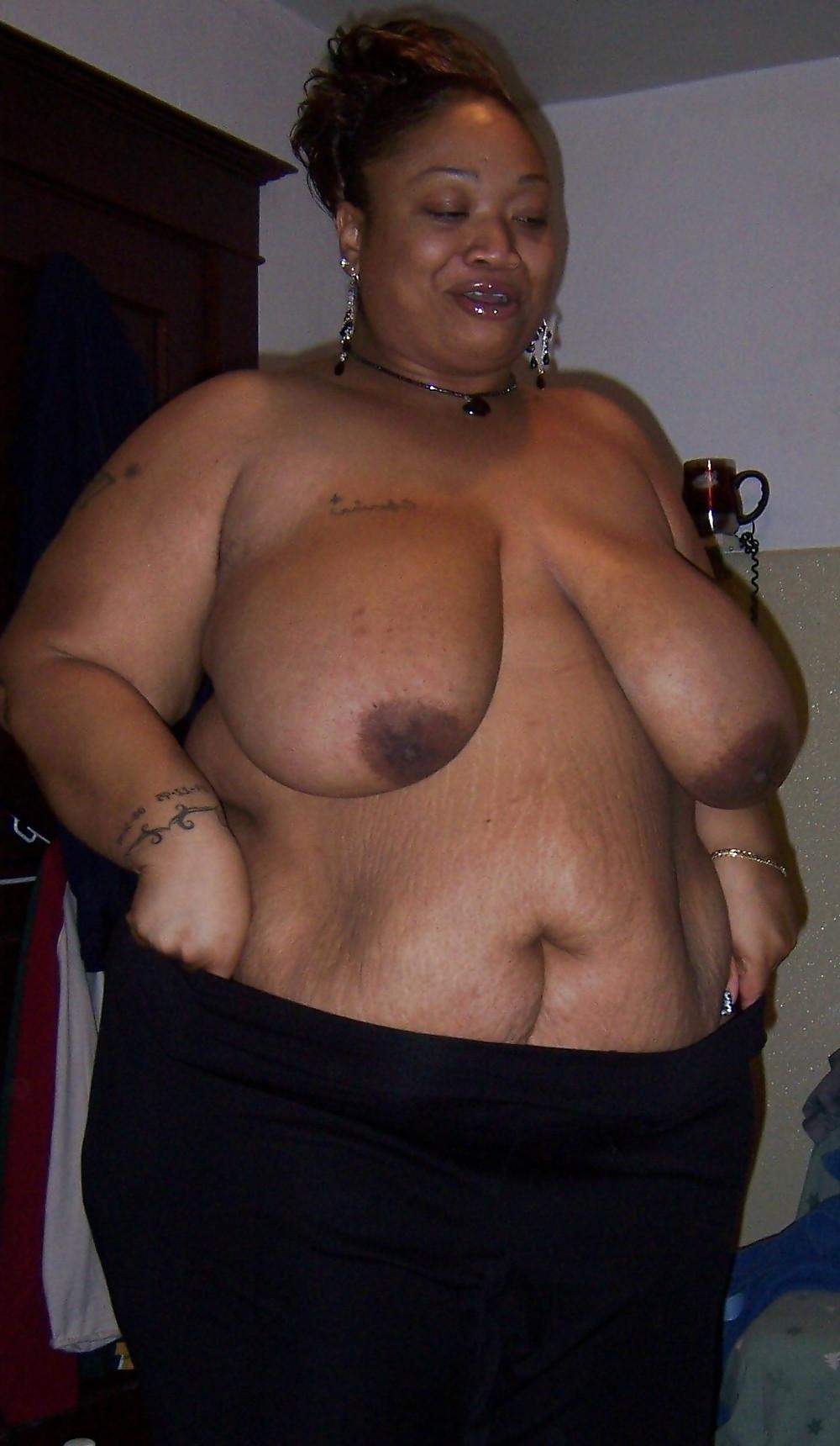 25P People say  think I don't fuck black women. Guess again