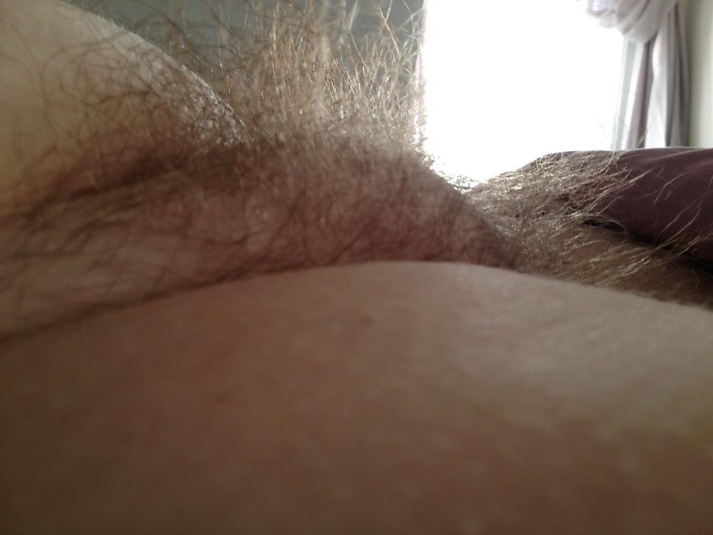 25P My bbw with hairy pussy and big titts.