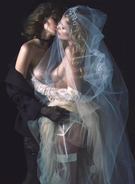 25P Naughty Brides