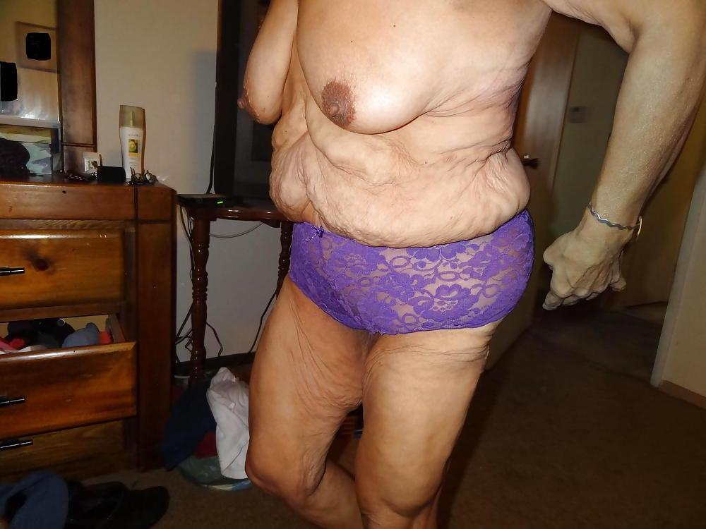 4P Mature bbw in bra and panties