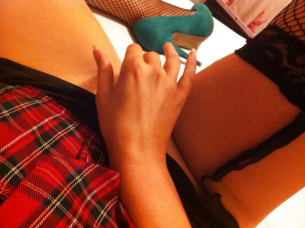 18P Kelly, British girl with perfect tits