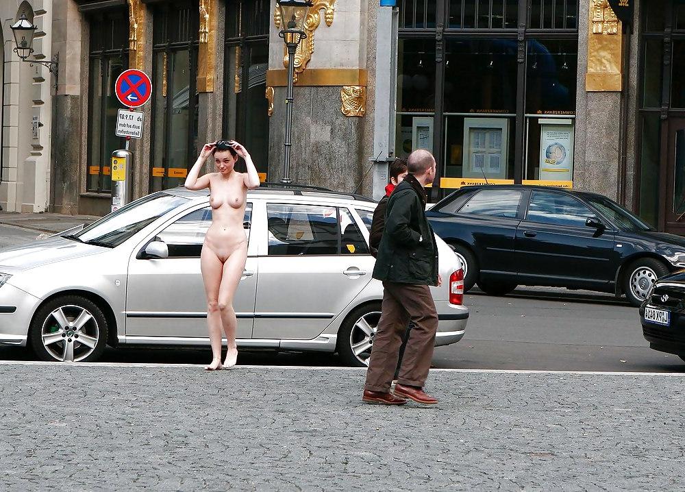 25P Public nudity girls #7