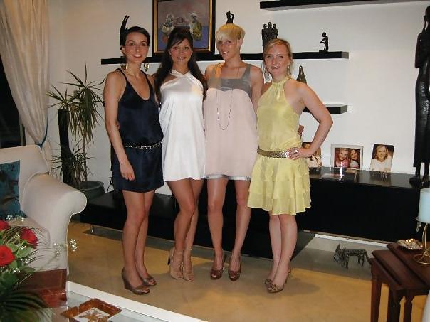 24P Very Hot British Model 