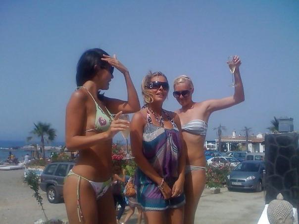 24P Very Hot British Model 