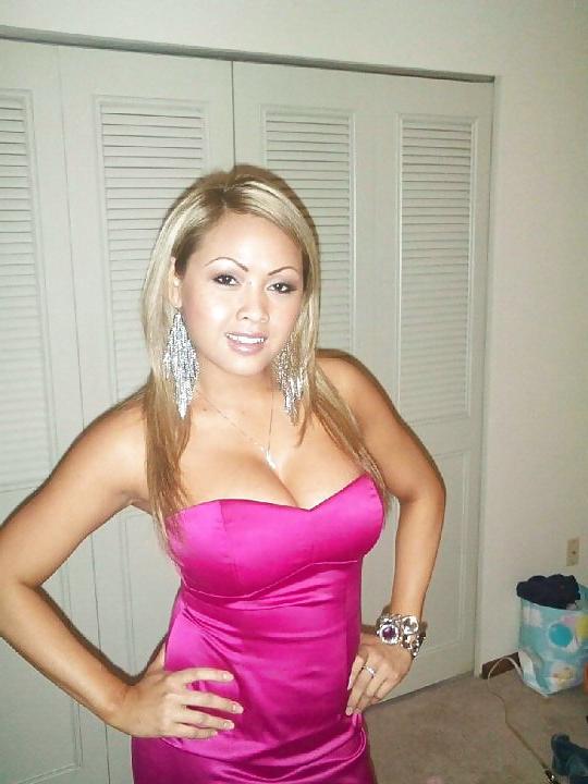 8P Facial or cover her tits in cum?