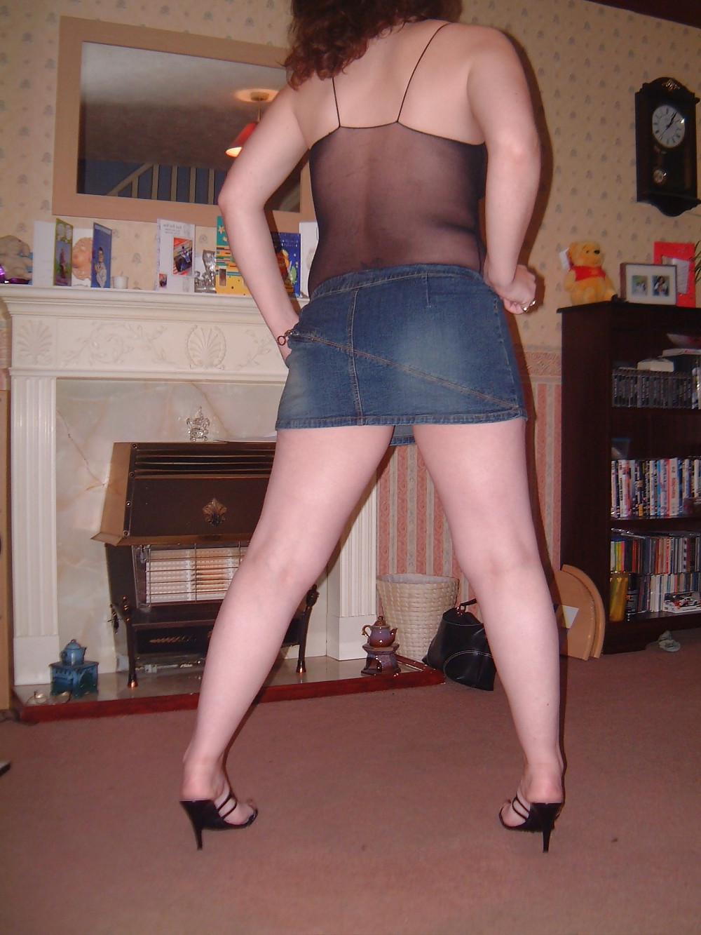 18P British girl teasing - N. C. 
