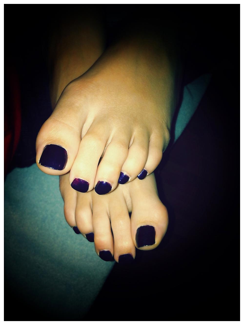 5P Jackie's Dark Purple Toes and Sexy Feet