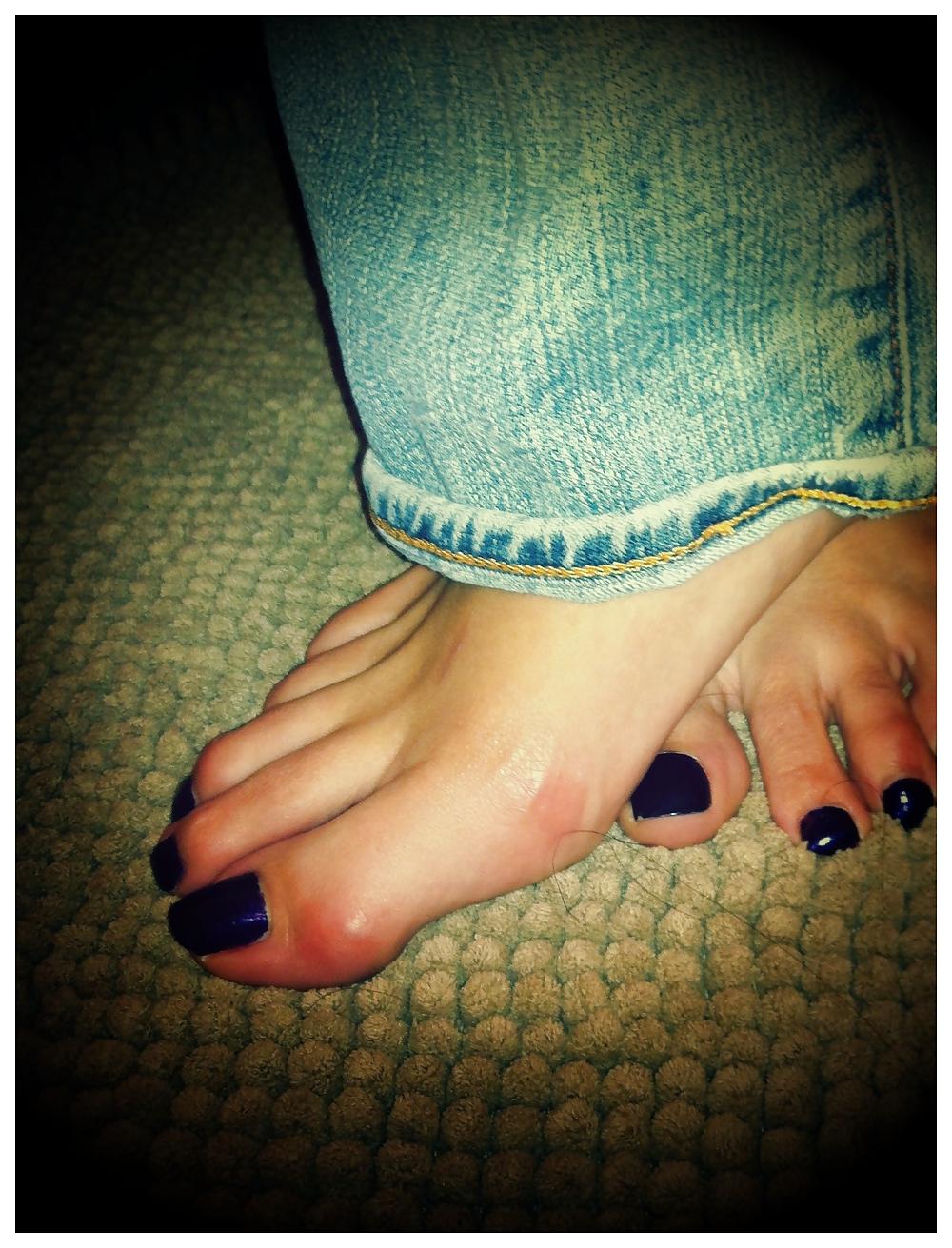 5P Jackie's Dark Purple Toes and Sexy Feet