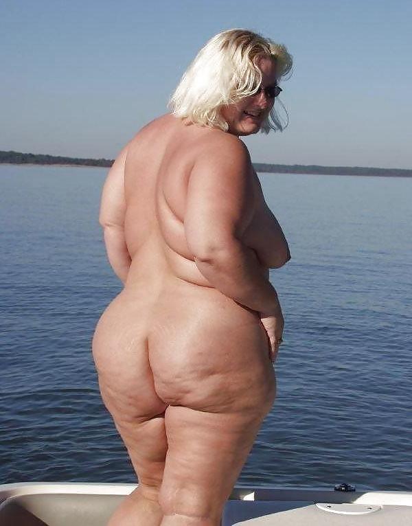 25P Bbw mature amateur