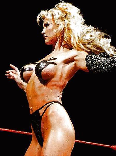 12P WWE RENA MERO (SABLE) PUSSY LIP SLIP !!!