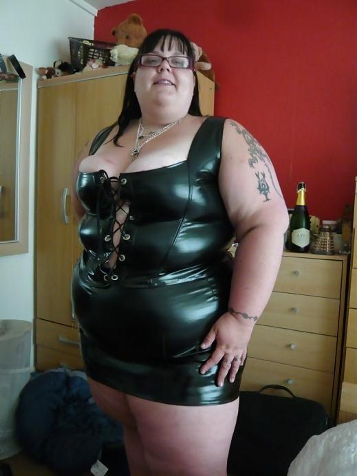 23P Bbw sluts in pvc,latex & leather