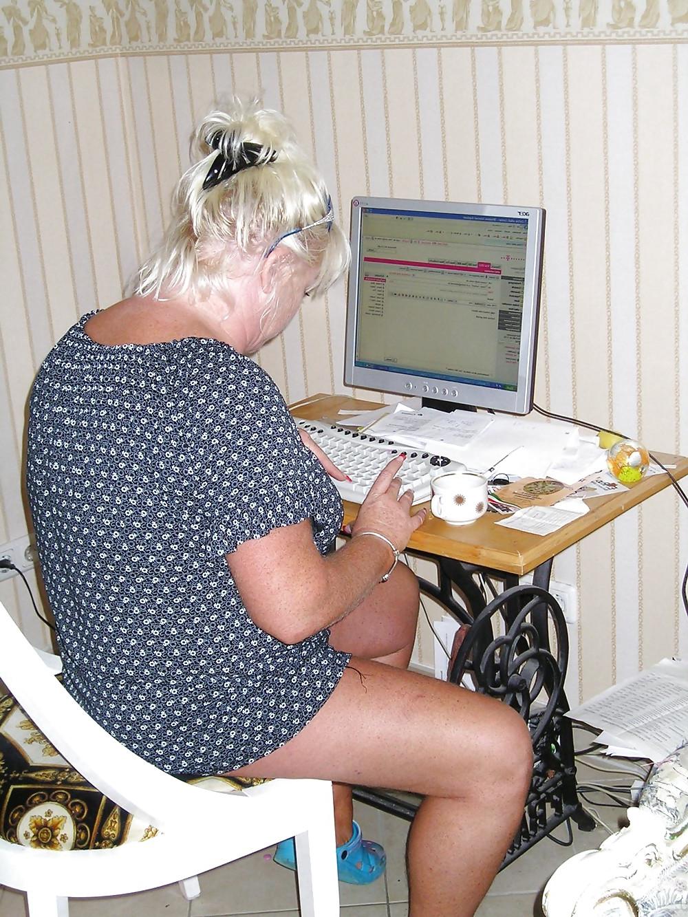 12P Pregnant german bbw