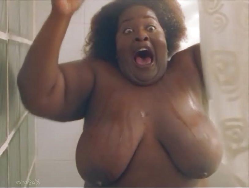 4P Black BBW surprised in the shower