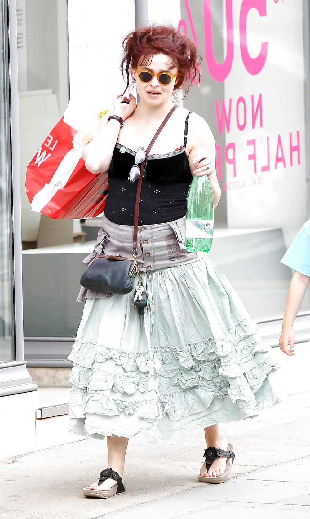15P Helena Bonham-Carter Füße