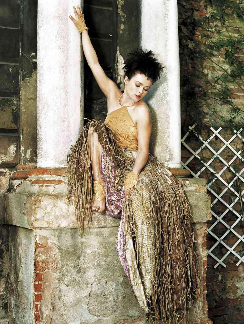 15P Helena Bonham-Carter Füße