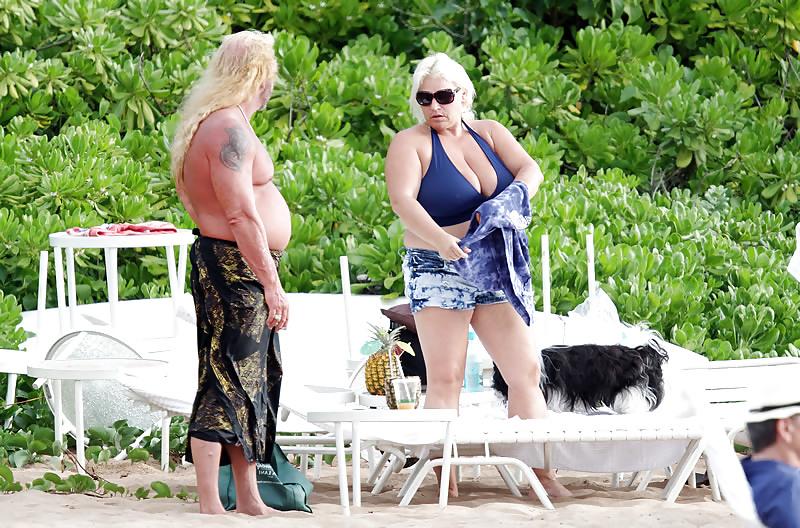 25P Beautiful busty bbw beth chapman