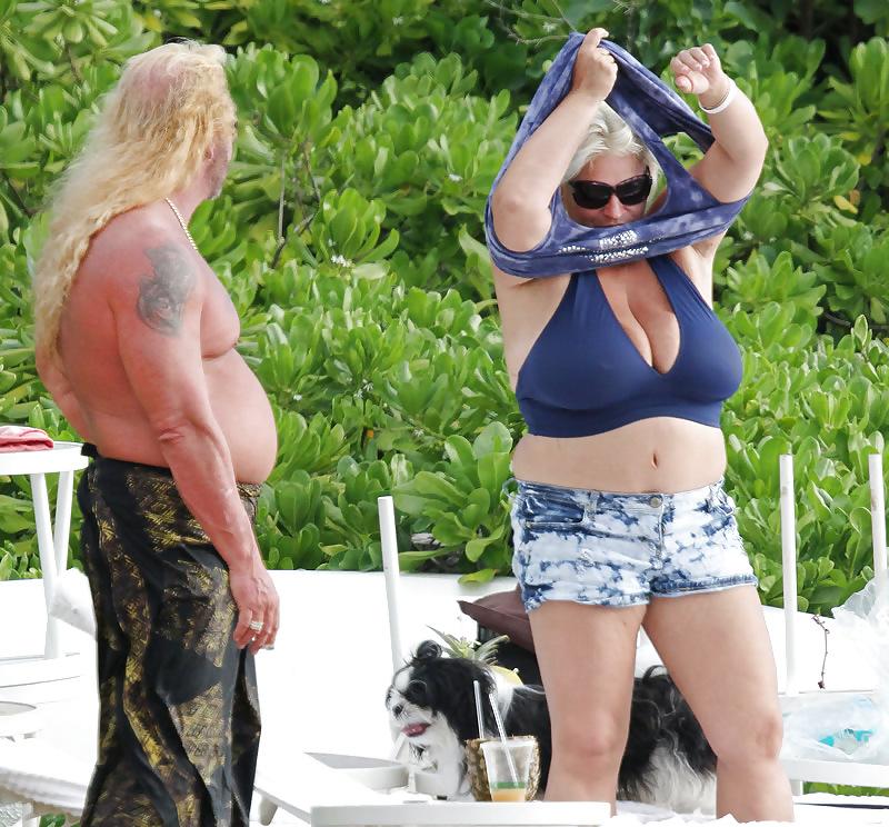 25P Beautiful busty bbw beth chapman