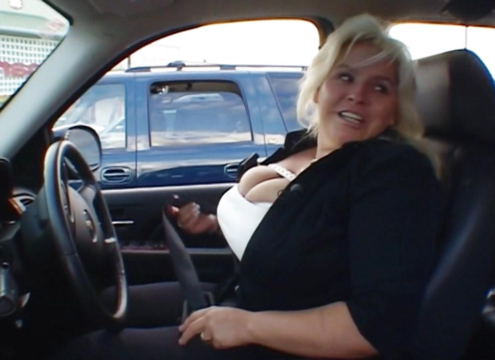 25P Beautiful busty bbw beth chapman