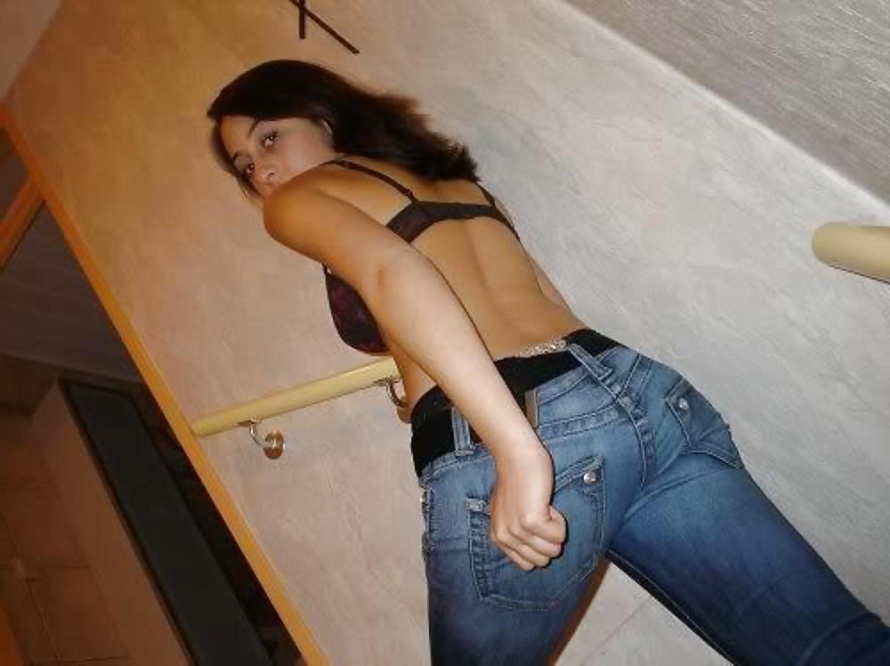 8P Turkish girl: Elif