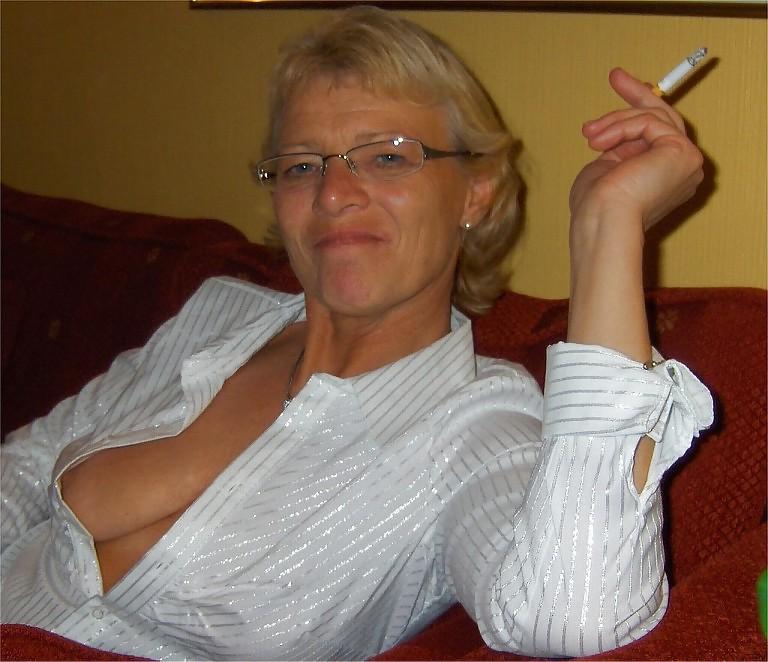 22P Nipple peeks - N. C. 