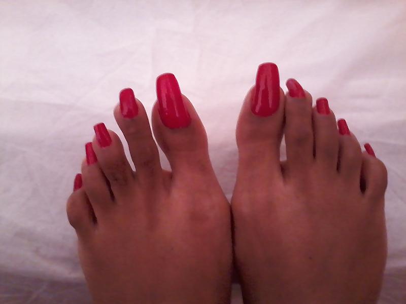 25P Black chicks with long nails and long toenails 2