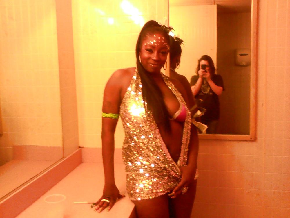 25P Black chicks with long nails and long toenails 2