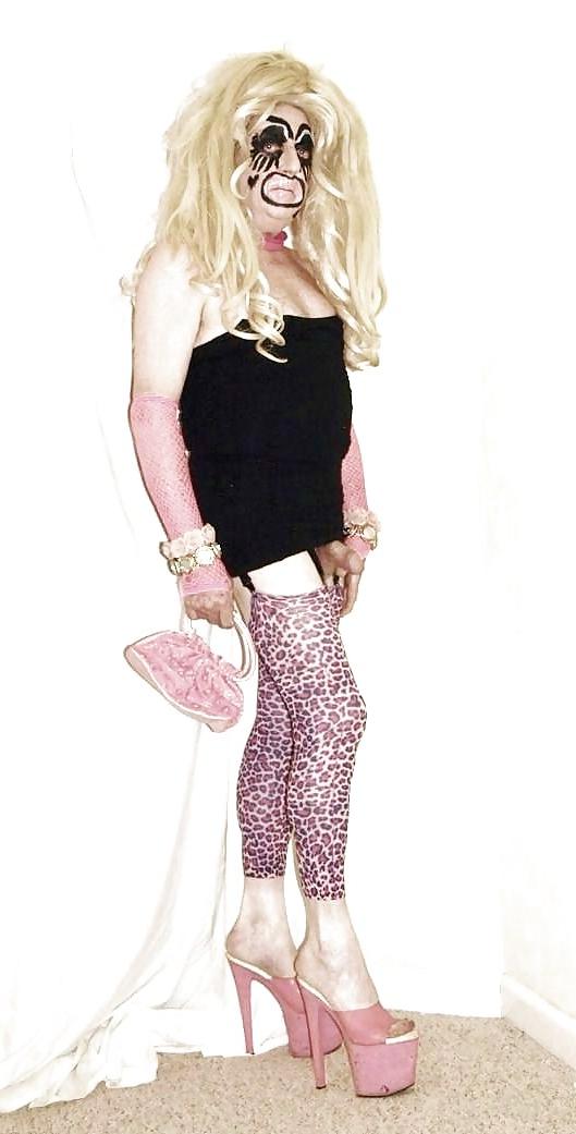 10P Blonde ugly whore 