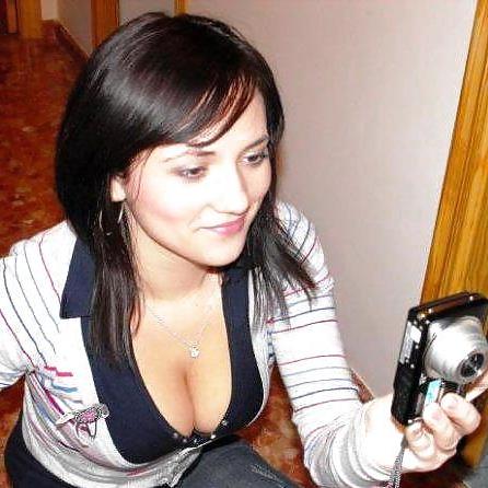 14P Turkish Busty Girl