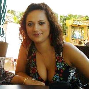 14P Turkish Busty Girl