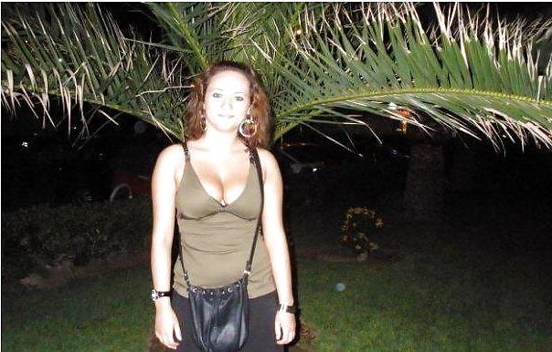 14P Turkish Busty Girl